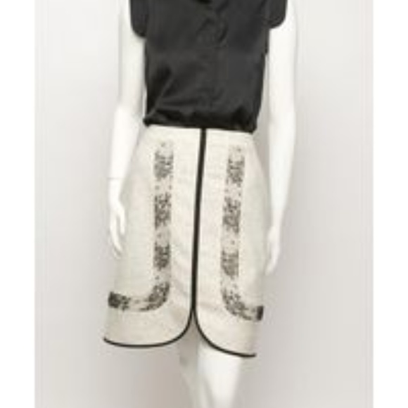 CutAway Skirt - Picture 2 of 7